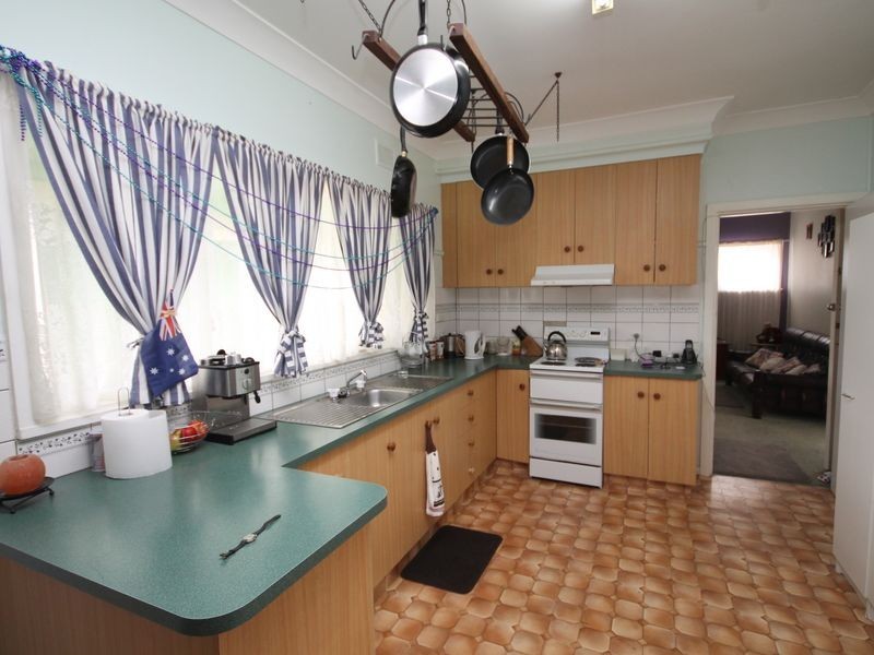 57 Butler Street, Inverell NSW 2360