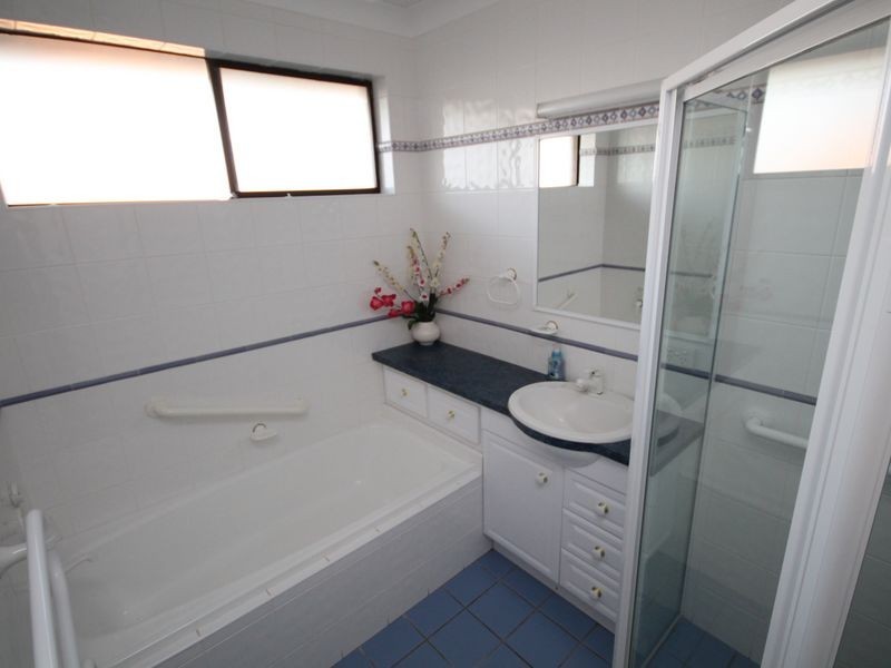 41 Lauder Street, Inverell NSW 2360