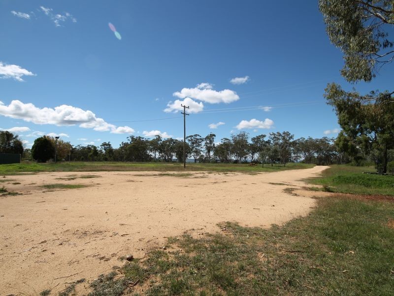 127 Orchard Place, Inverell NSW 2360