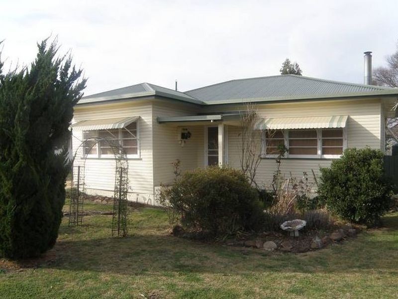14 Hindmarsh Street, Inverell NSW 2360