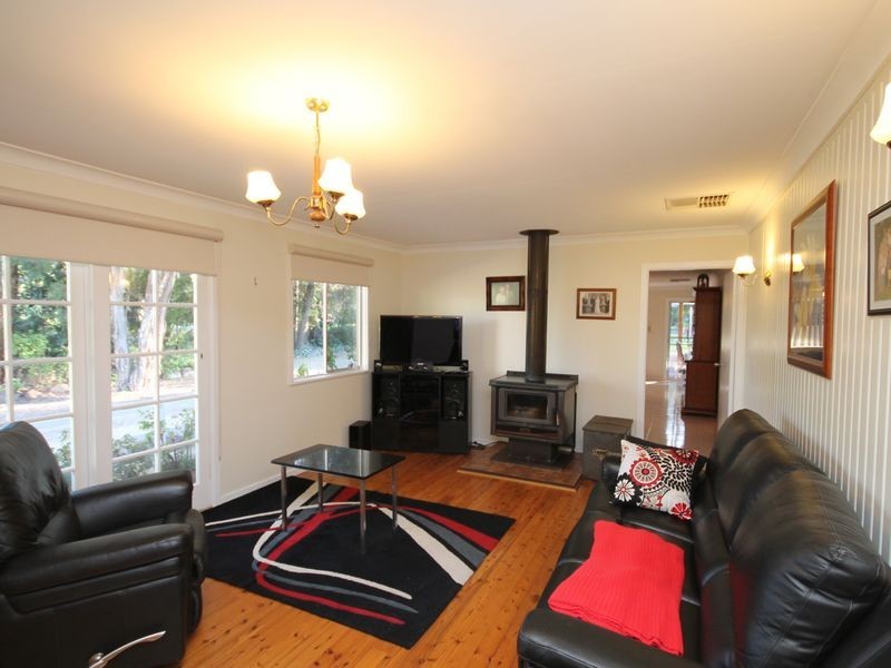 90 Bannockburn RD, Inverell NSW 2360