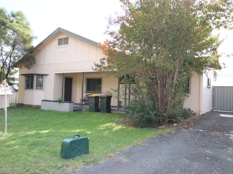36 Granville Street, Inverell NSW 2360