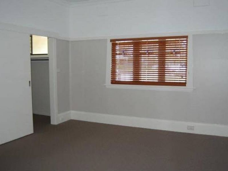 36 Granville Street, Inverell NSW 2360