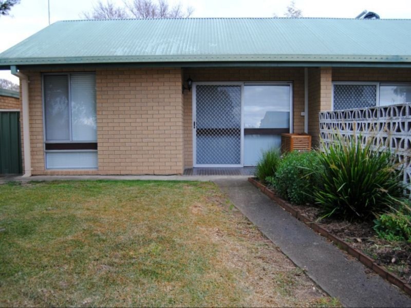16a Brown Street, Inverell NSW 2360