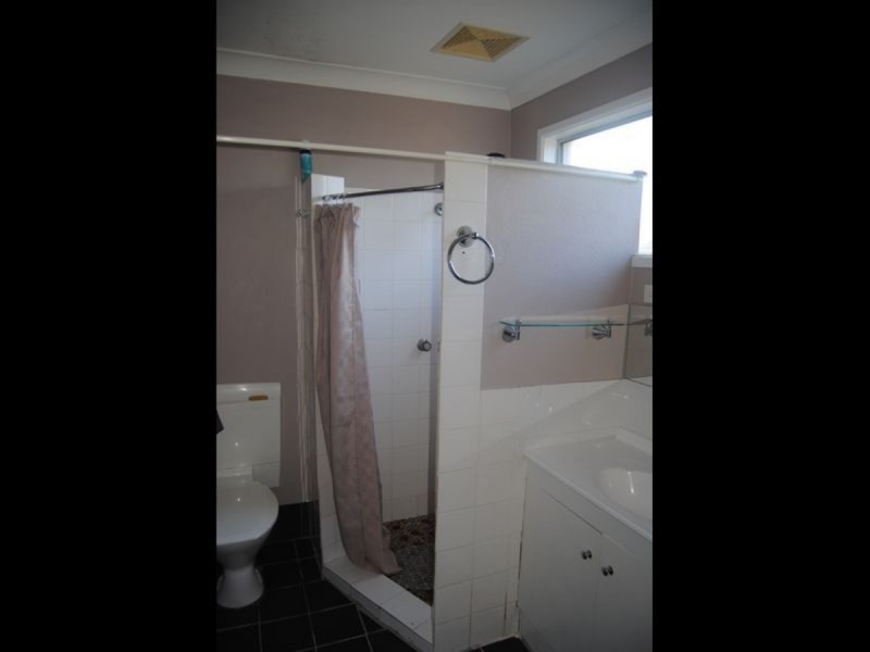 16a Brown Street, Inverell NSW 2360