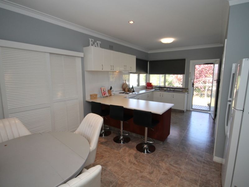 14 Froude Street, Inverell NSW 2360