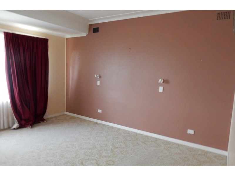 29 Gordon Street, Inverell NSW 2360