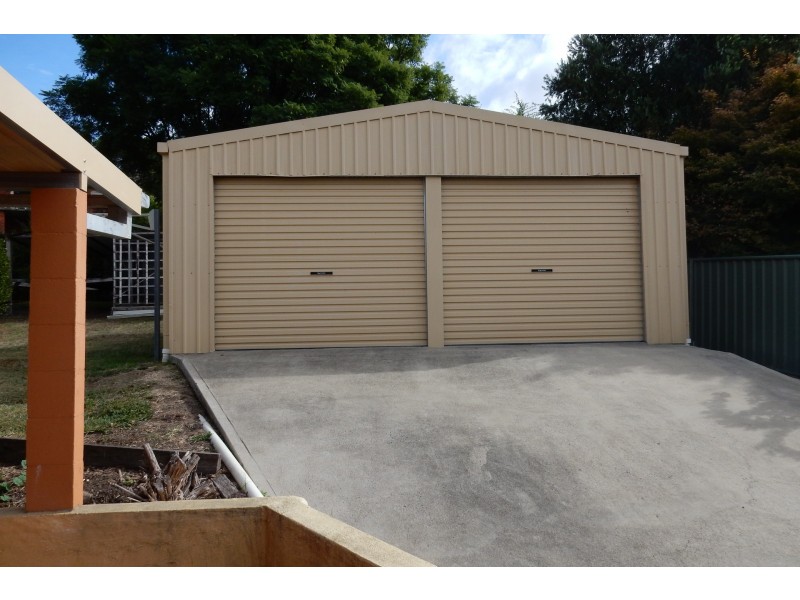 29 Gordon Street, Inverell NSW 2360