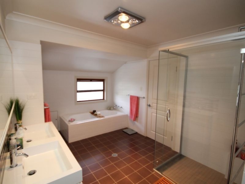 13 Sunnyside Place, Inverell NSW 2360