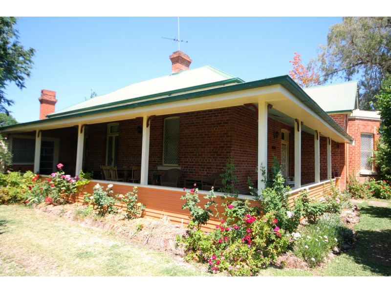 32 Andrew Street, Inverell NSW 2360