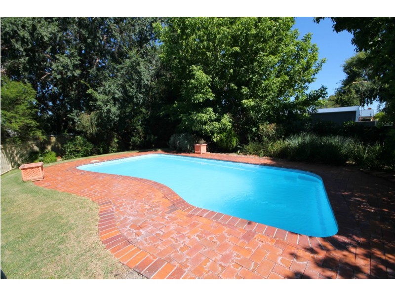 32 Andrew Street, Inverell NSW 2360