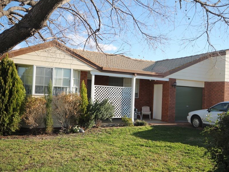 4/12 Andrew Street, Inverell NSW 2360