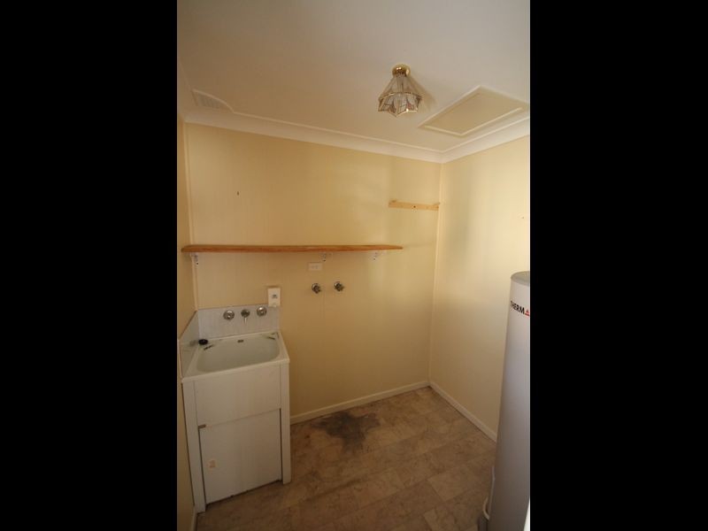 121 Henderson Street, Inverell NSW 2360