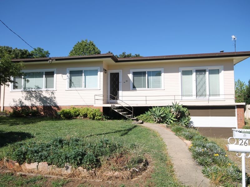 26 May Street, Inverell NSW 2360
