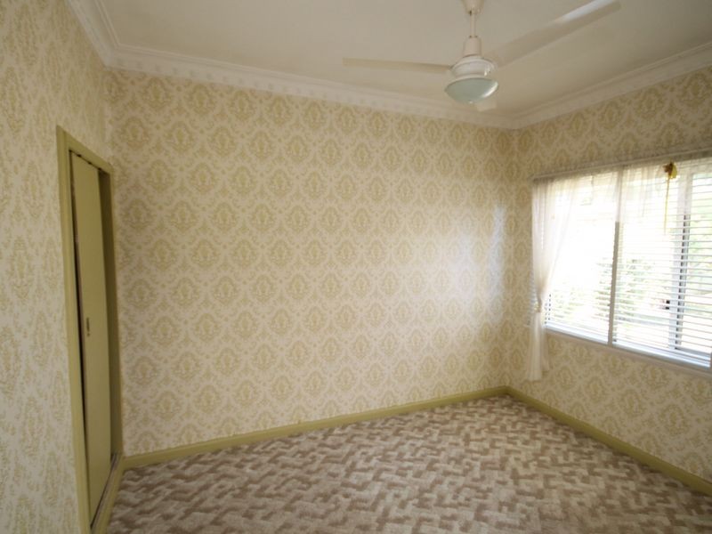 26 May Street, Inverell NSW 2360