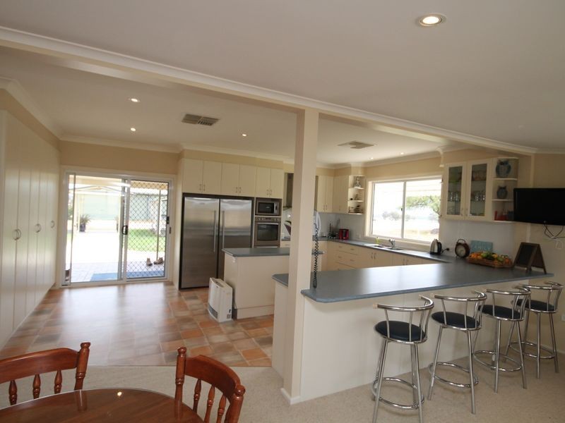 80 Wades Lane, Inverell NSW 2360