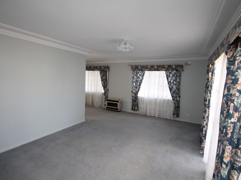 80 Oswald Street, Inverell NSW 2360