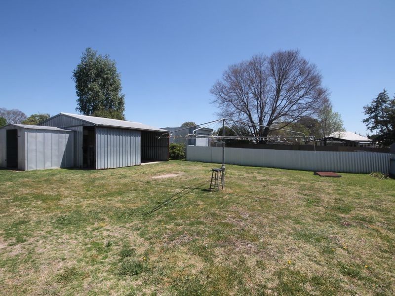 86 Granville Street, Inverell NSW 2360