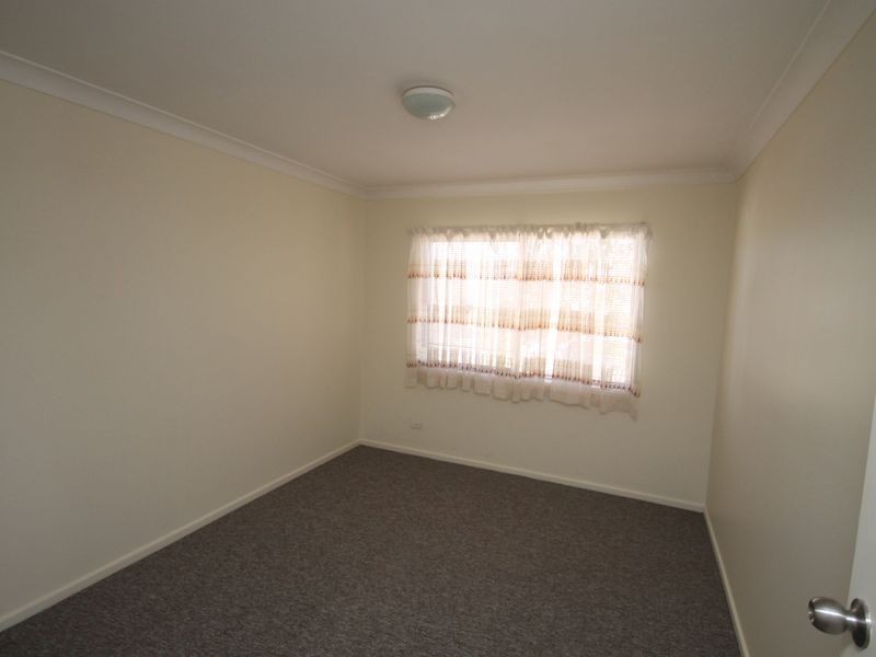 8 Jacaranda Crescent, Inverell NSW 2360