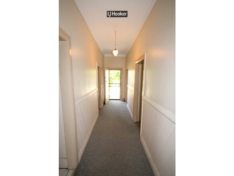 36 Ross Street, Inverell NSW 2360