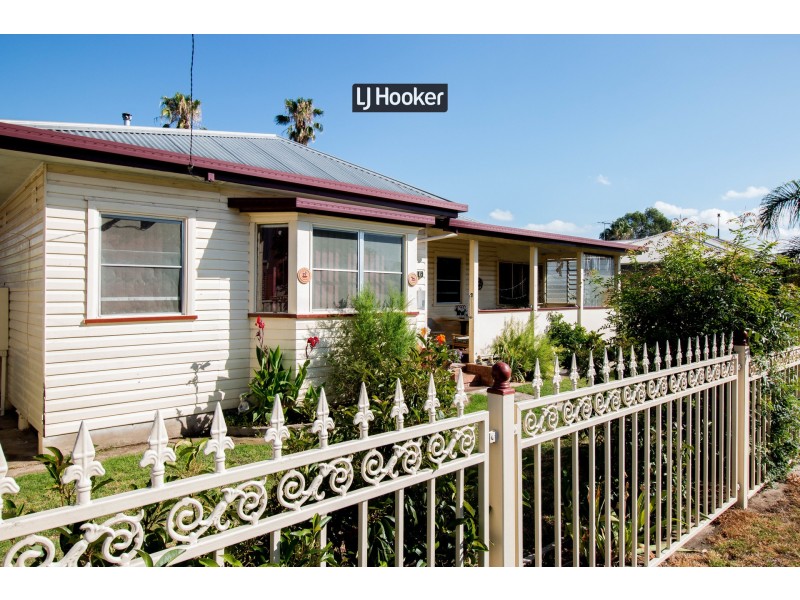 36 Ross Street, Inverell NSW 2360