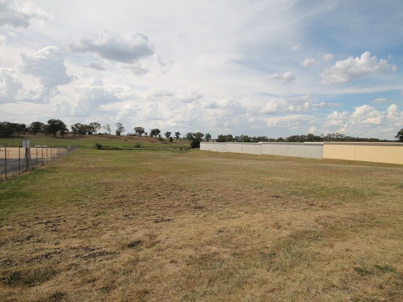 95 Ring Street, Inverell NSW 2360