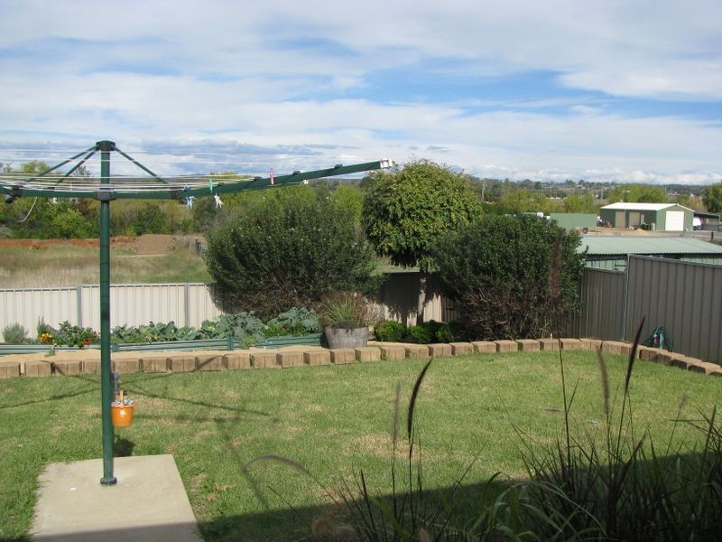 17 Brownleigh Vale, Inverell NSW 2360