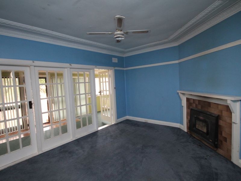 18 Avern Street, Inverell NSW 2360