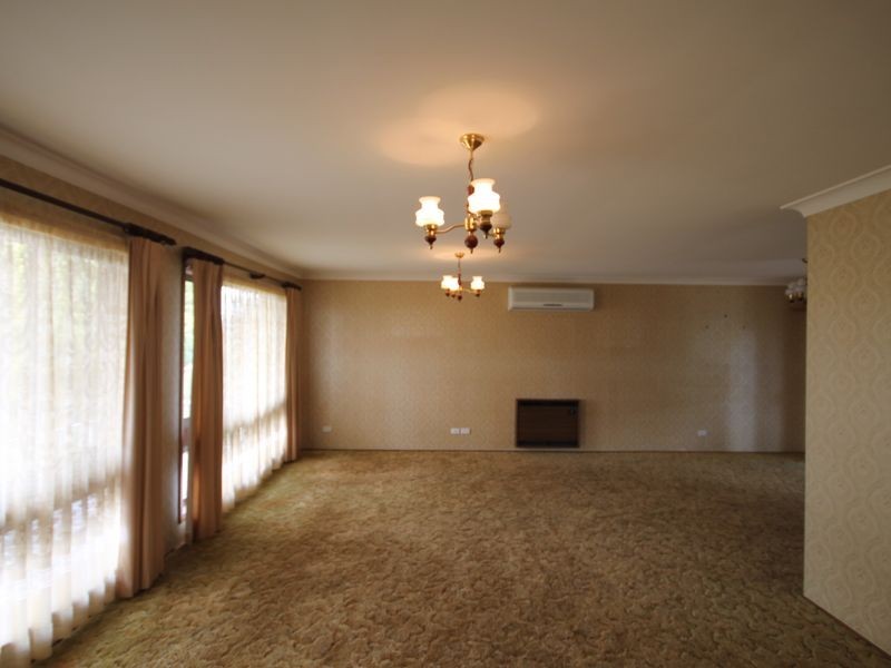 45 Froude Street, Inverell NSW 2360