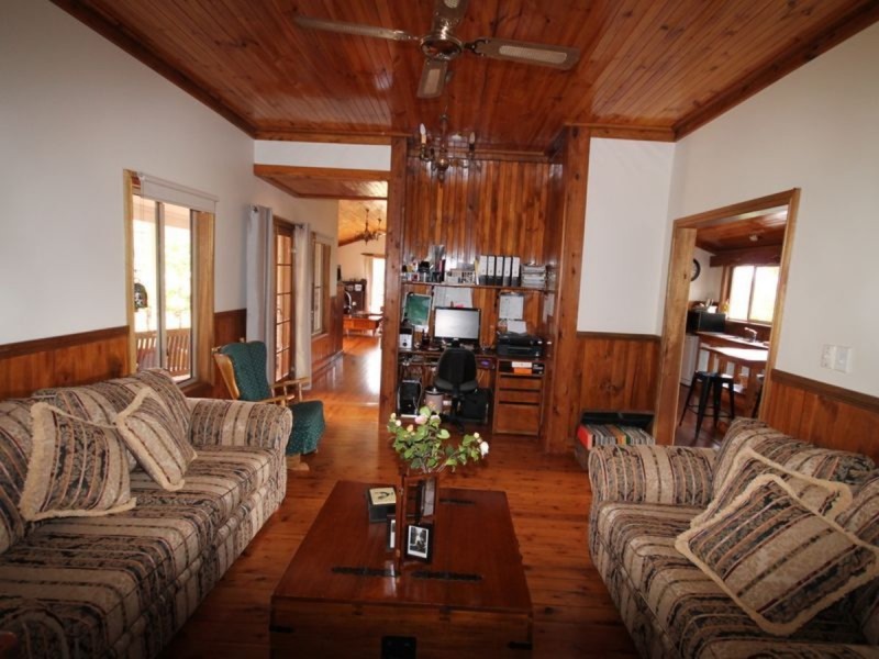 12 Clinton Lane, Inverell NSW 2360