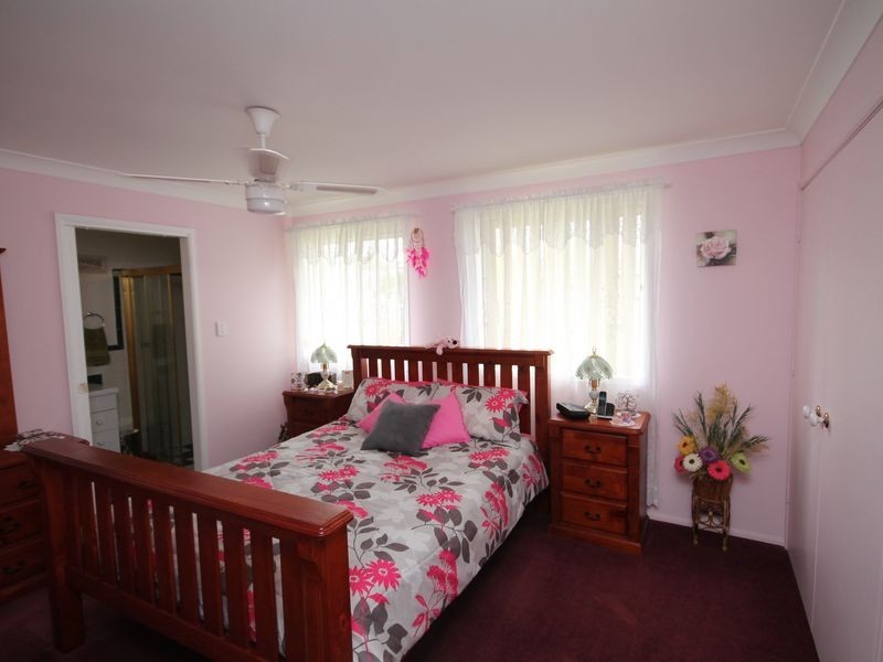 12 Deodara Drive, Inverell NSW 2360