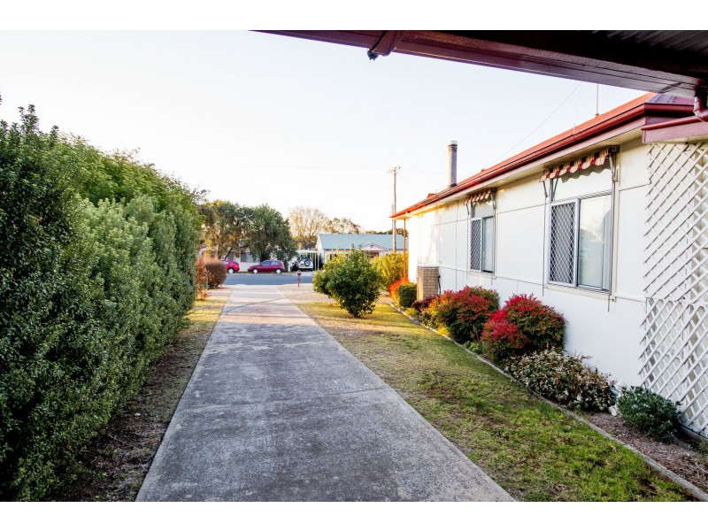 22 Shirley Street, Inverell NSW 2360