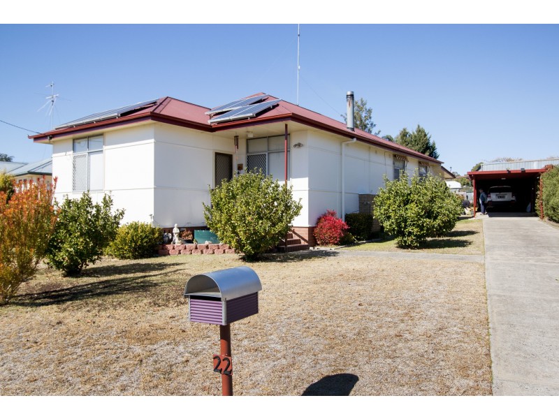 22 Shirley Street, Inverell NSW 2360