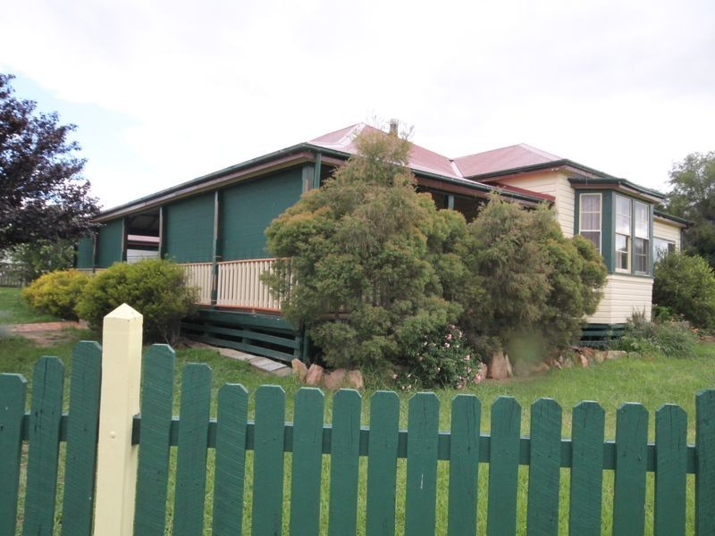 22 Gilchrist Street, Inverell NSW 2360