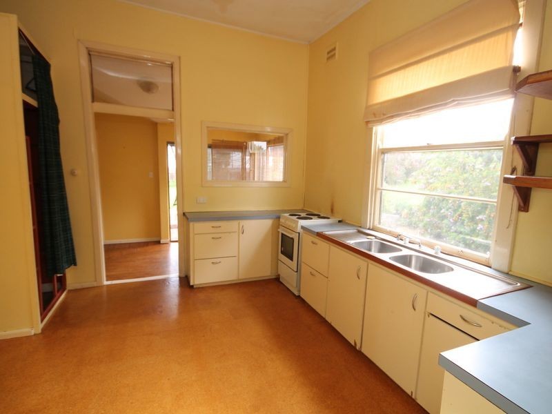 22 Gilchrist Street, Inverell NSW 2360