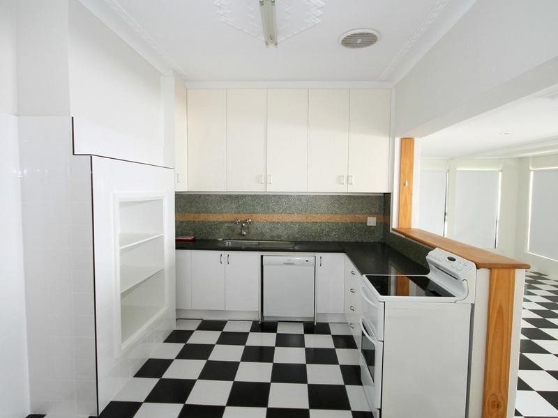 4 Warialda Road, Inverell NSW 2360