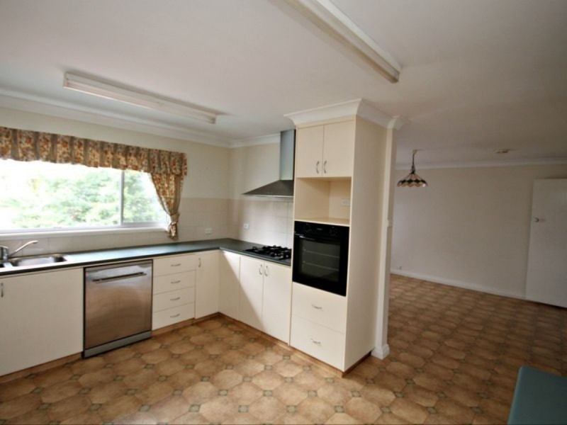 12 Anderson Street, Inverell NSW 2360