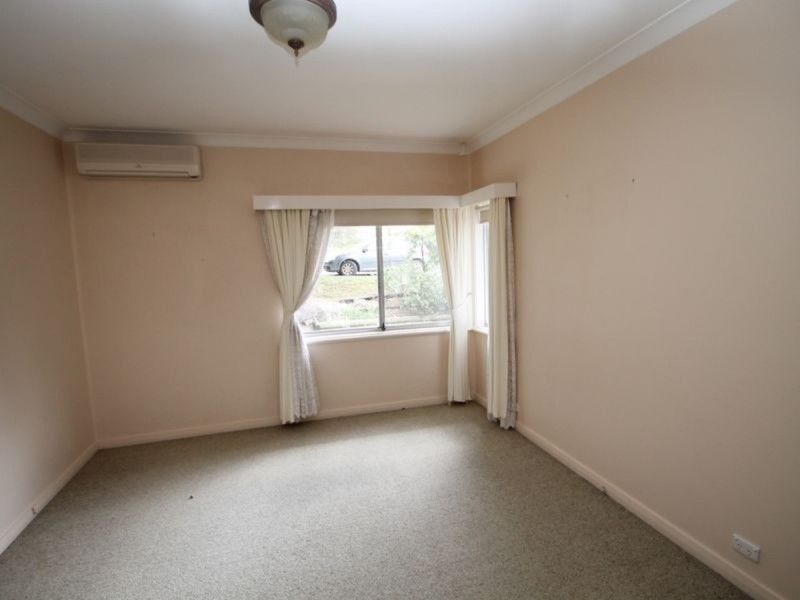 12 Anderson Street, Inverell NSW 2360