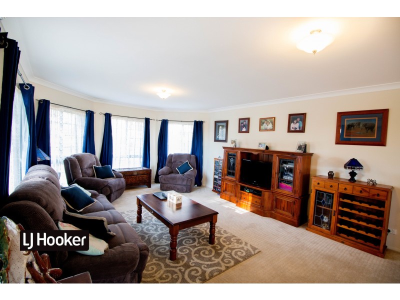 33 Wolbah Close, Inverell NSW 2360