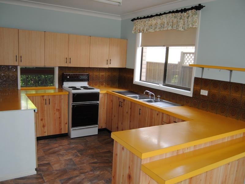 13 Lauder Street, Inverell NSW 2360