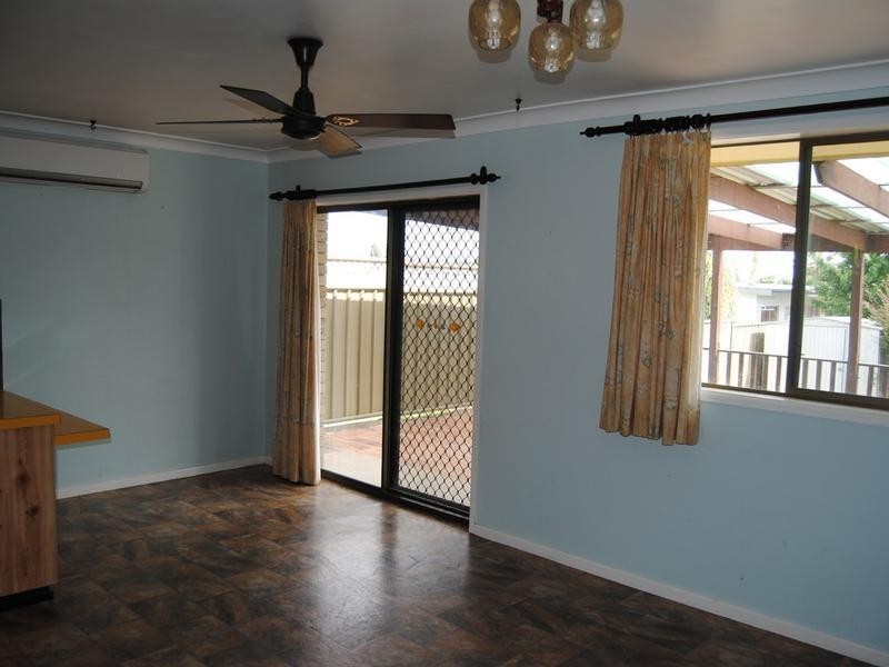 13 Lauder Street, Inverell NSW 2360