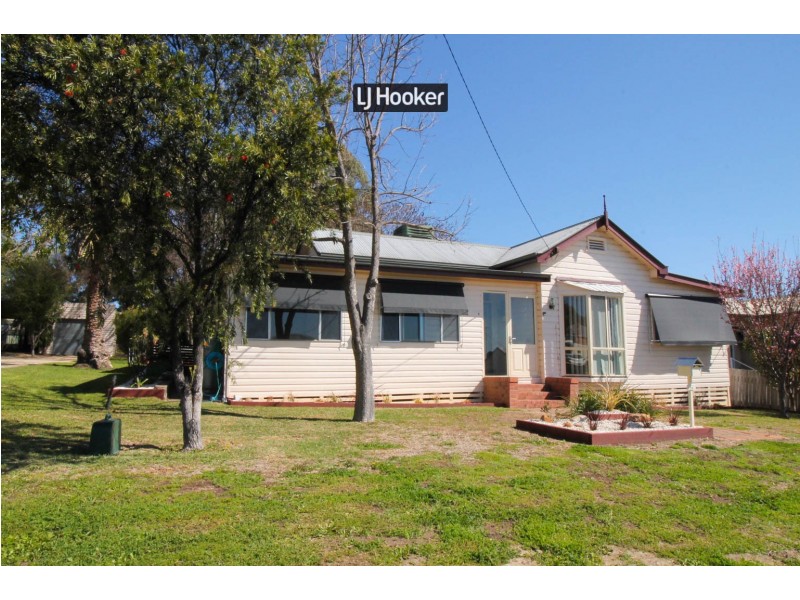 5 Short Street, Inverell NSW 2360