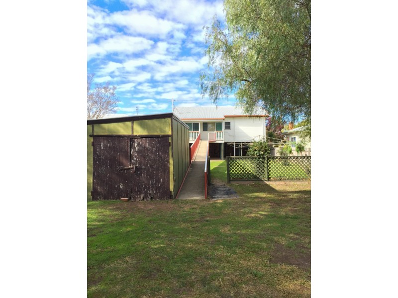 96 Evans Street, Inverell NSW 2360