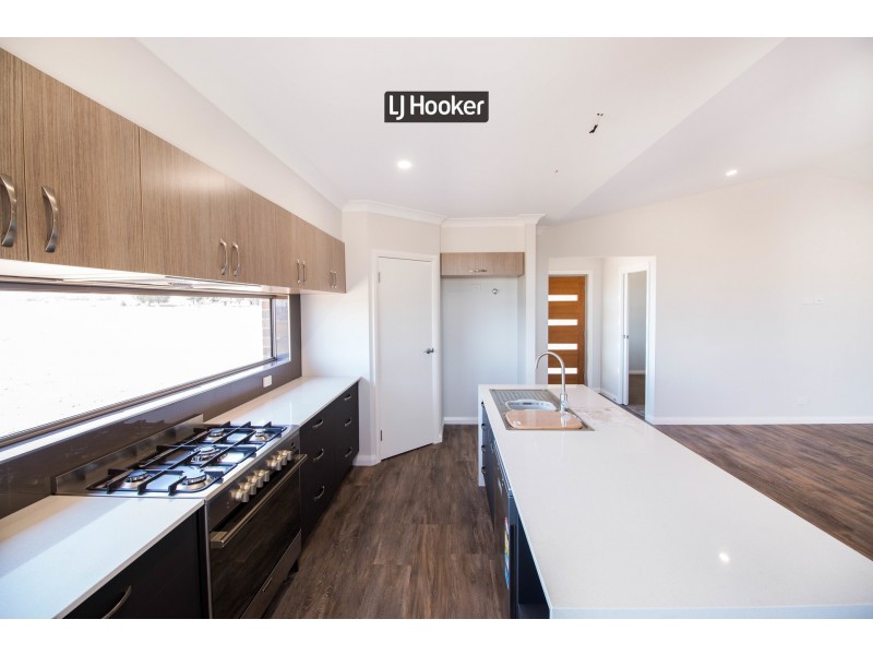 9 Talbragar Close, Inverell NSW 2360