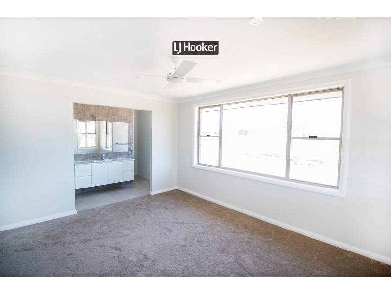 9 Talbragar Close, Inverell NSW 2360