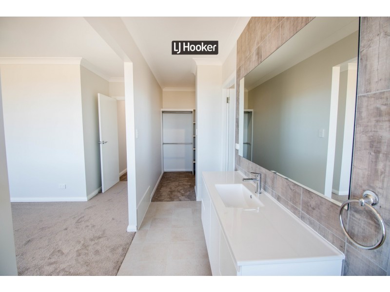 9 Talbragar Close, Inverell NSW 2360