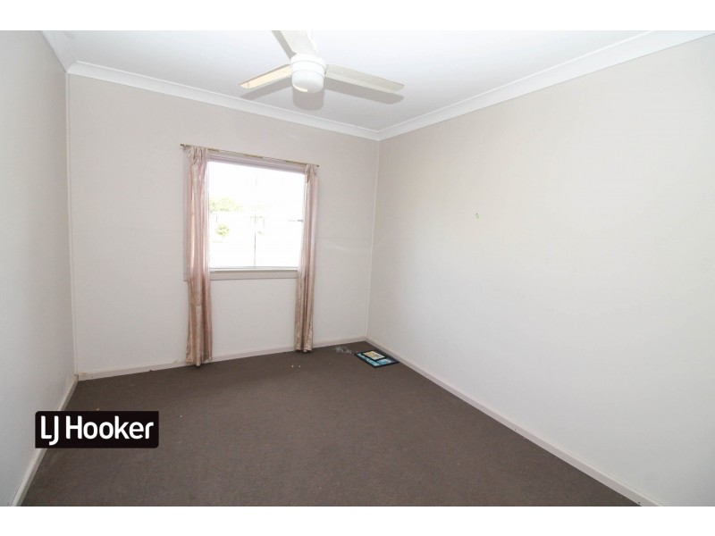 8 Castle Street, Inverell NSW 2360