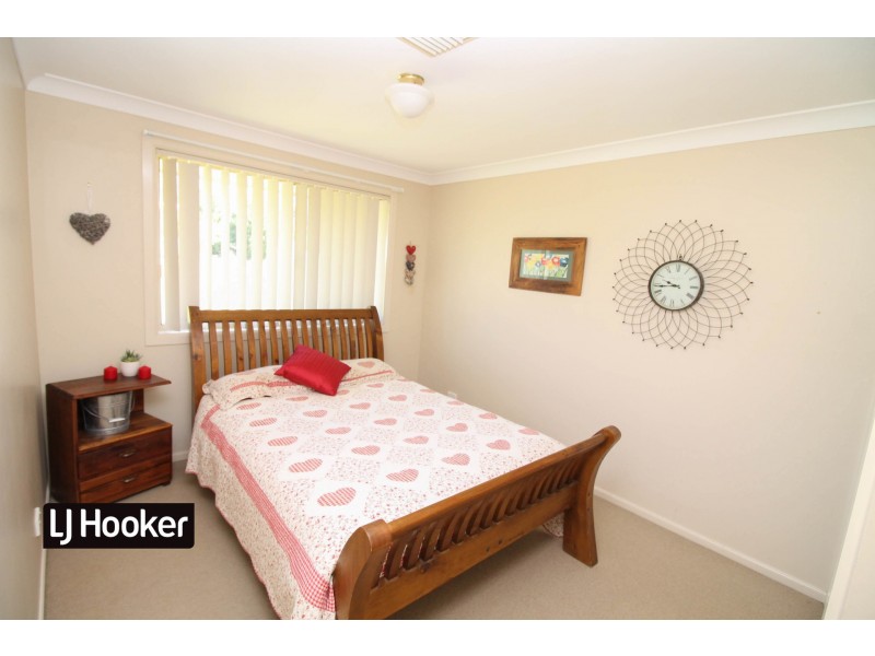 58 Osterley Terrace, Inverell NSW 2360