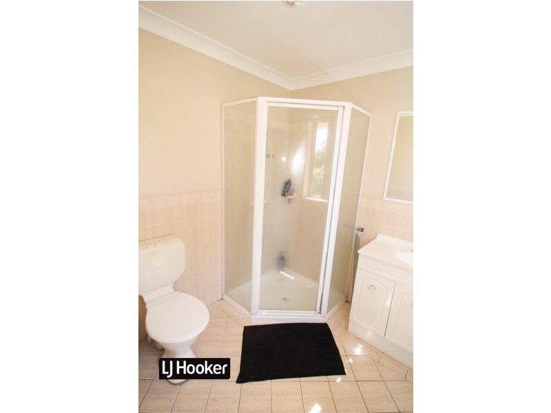 58 Osterley Terrace, Inverell NSW 2360