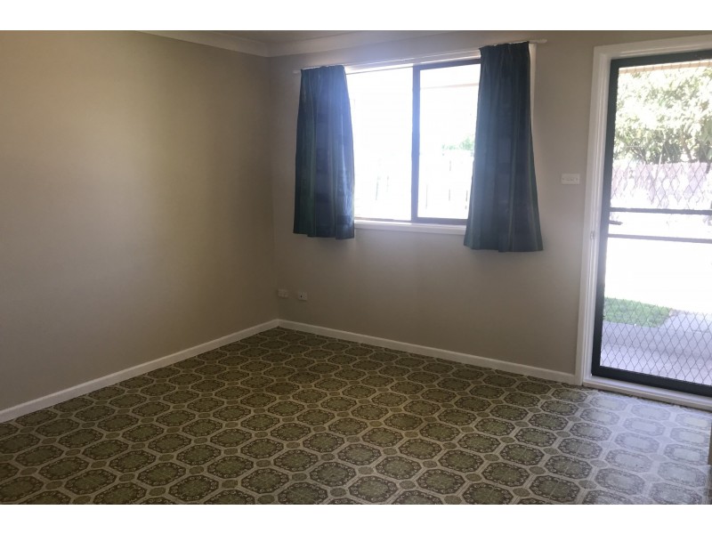 4/15 Greaves Street, Inverell NSW 2360